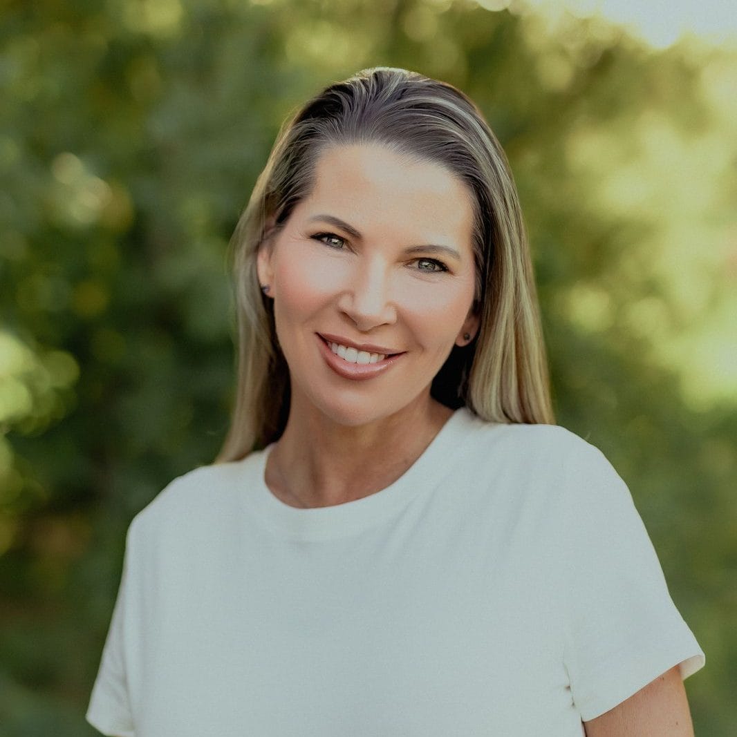 Zephné Sales Director
